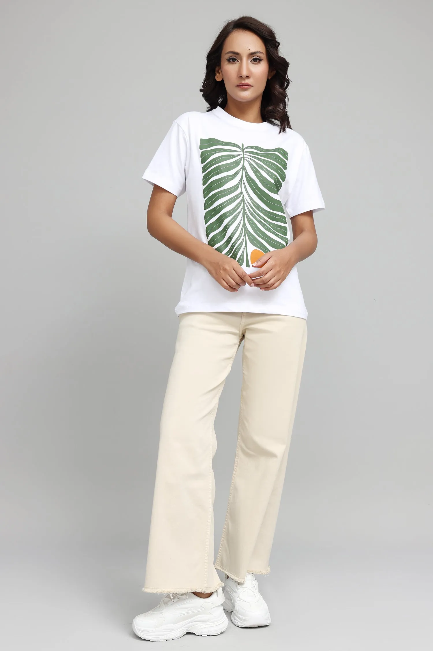 ECO-CHIC TROPICAL LEAF GRAPHIC T-SHIRT-GREEN